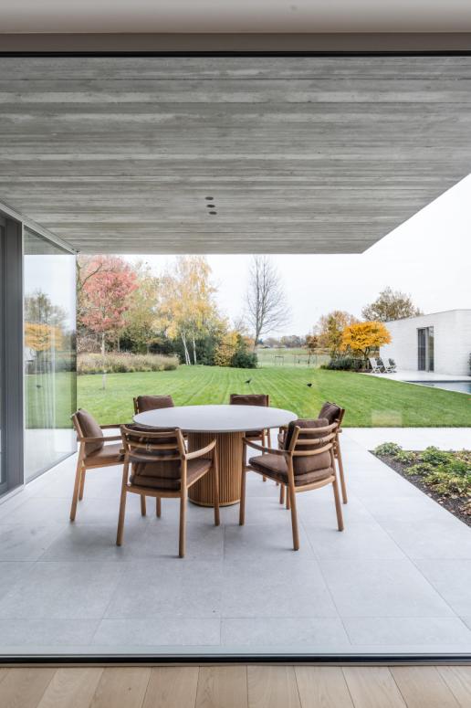 ©LUCID FACET R V Oud Turnhout 11 min